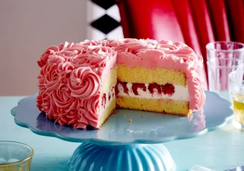 Ružová torta – kráľovná vašich dezertov