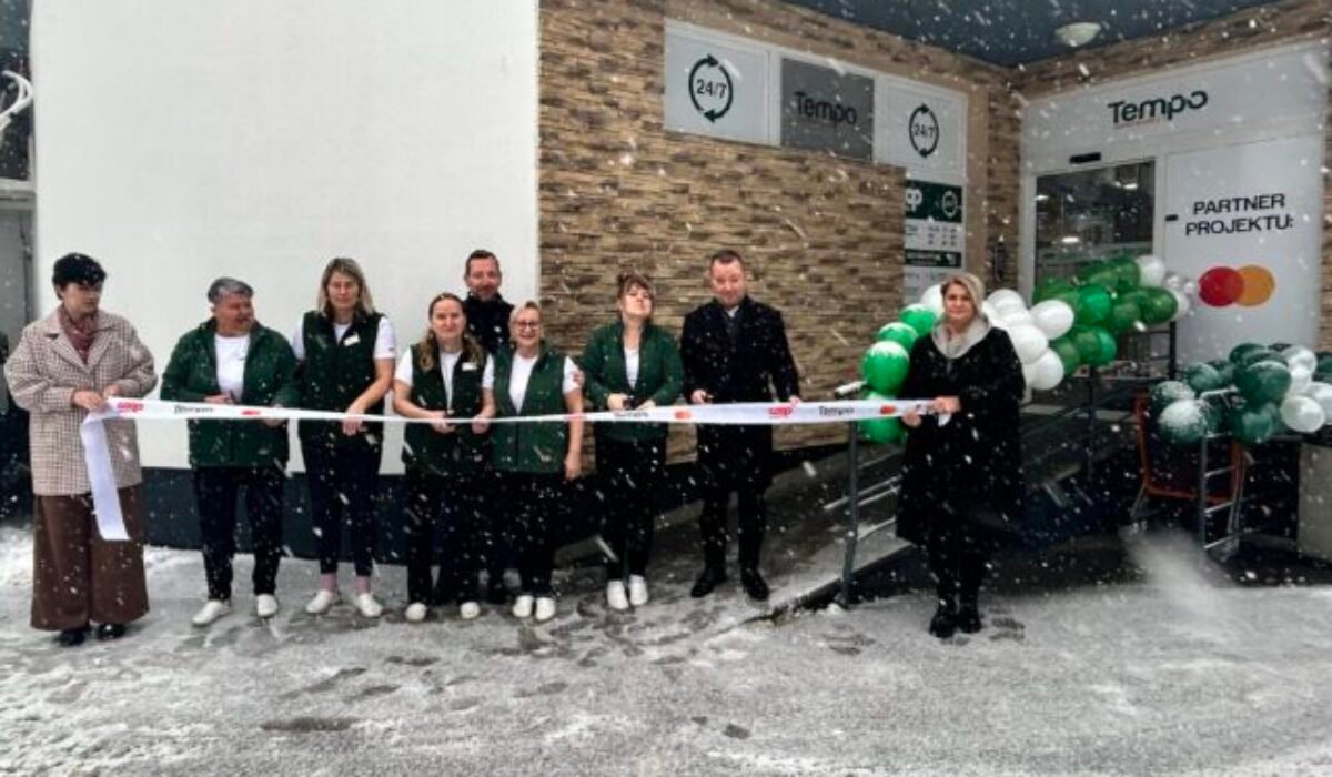 Neobmedzené nakupovanie už aj v najchladnejšej obci Slovenska. COOP Jednota spúšťa v Oravskej Lesnej siedmu predajňu 24/7