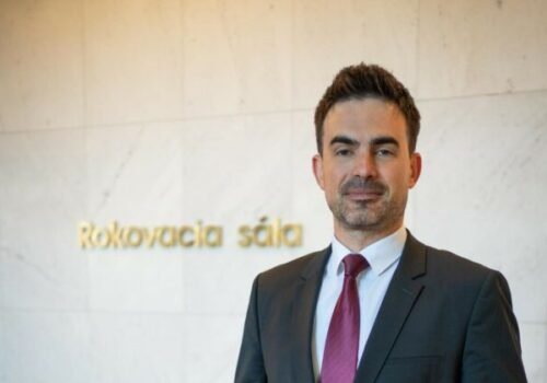 30053_508475245_752186794049150_7639980733403519942_n-640x420.jpg Matovičovo hnutie nie je antikorupčné, tvrdí poslanec Hlasu Svoboda a poukazuje na konflikt záujmov