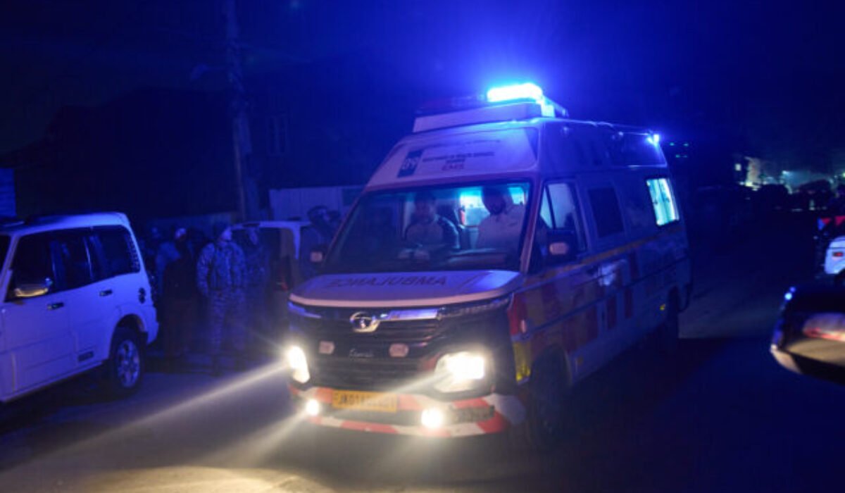 30288_india_car_blast_85576-640x420.jpg Nehodu autobusu v Turecku neprežilo sedem ľudí