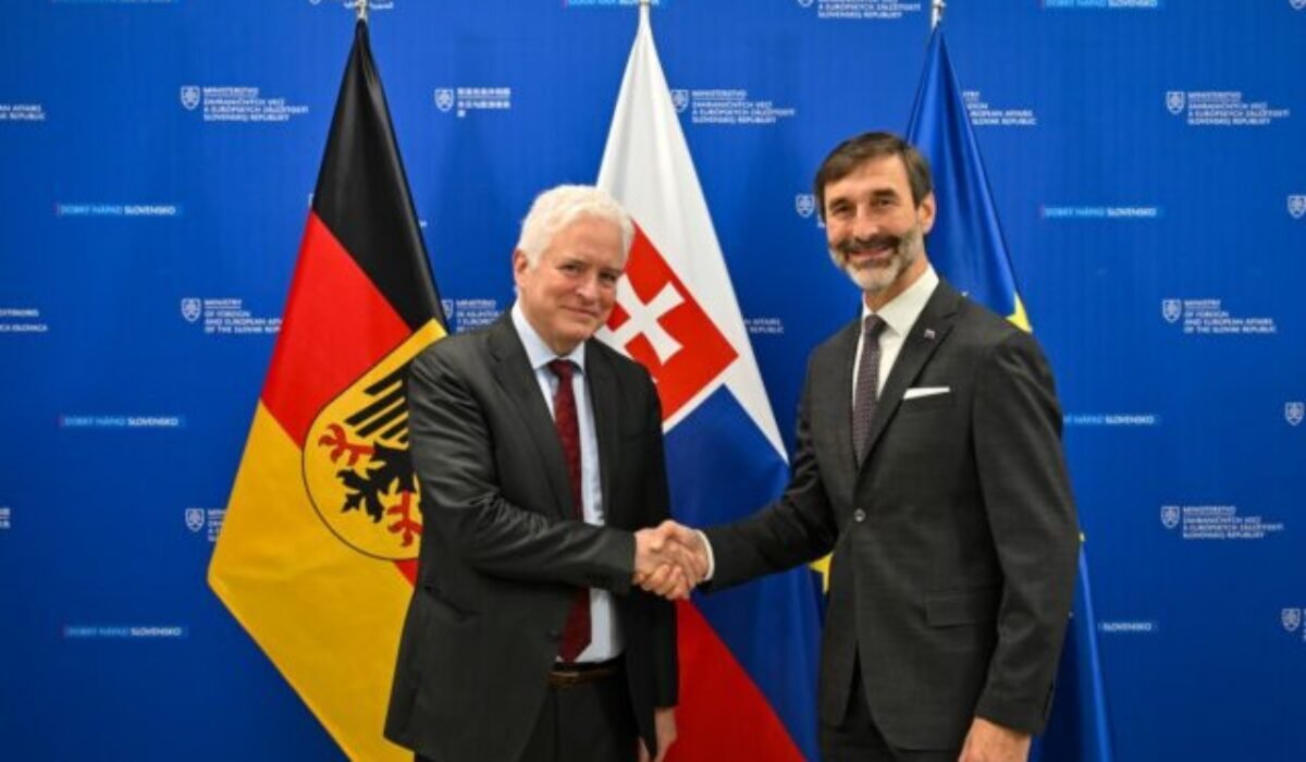 Minister zahraničia Blanár rokoval o ďalšej spolupráci Slovenska a Nemecka s veľvyslancom Kurzom