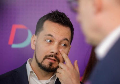 Koalícia chce udeliť ďalšiu amnestiu svojim ľuďom, Demokrati varujú pred mafianizáciou Slovenska