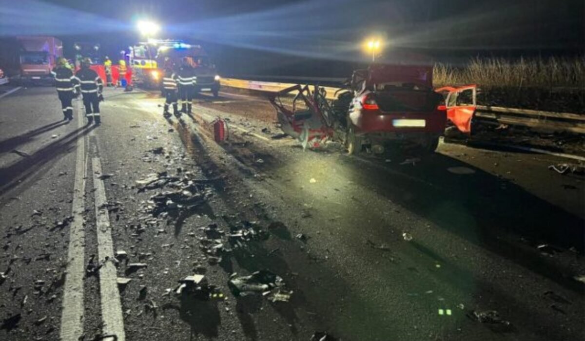 Tragická nehoda na diaľnici D1 pri Trenčíne si vyžiadala dve obete – FOTO