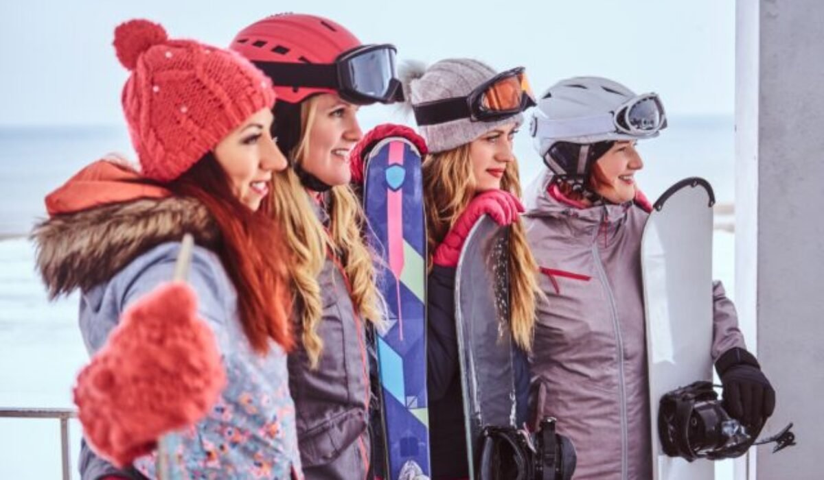 Zimné prázdniny a koncoročné dovolenky sú už za dverami: Kam za dobrou lyžovačkou a na čo nezabudnúť predtým, než vyrazíte na svah?