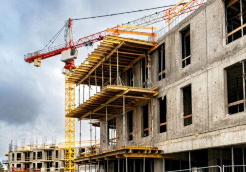 Stavebníctvo čaká ďalšie zdražovanie. Vyššie ceny materiálov aj prác zasiahnu investorov aj domácnosti