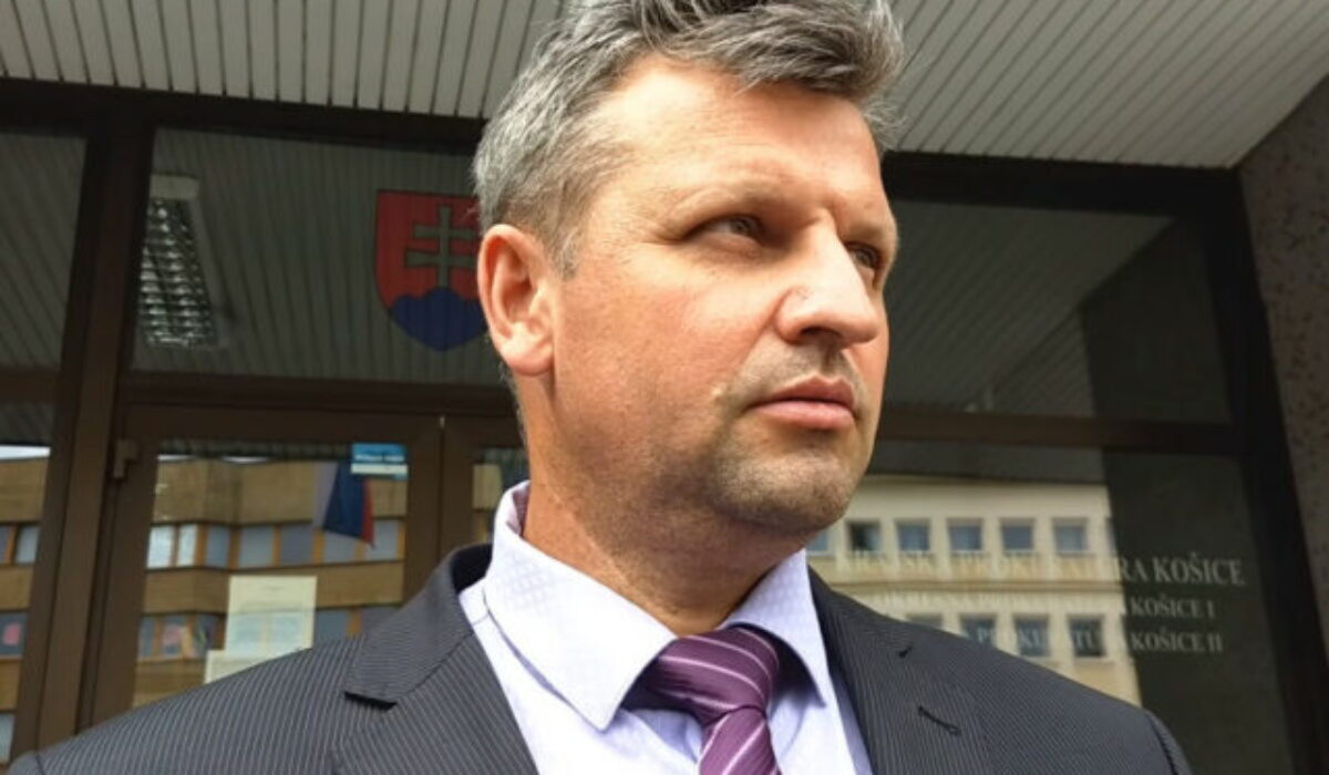 Prokurátor Špirko je pripravený podať voči Ficovi žalobu na ochranu osobnosti, hranice musí rešpektovať aj premiér