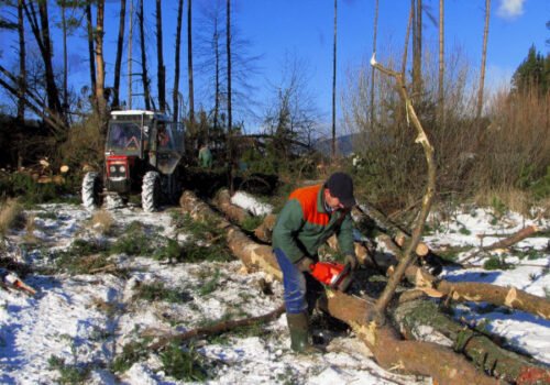 Meteorológovia aj horskí záchranári varujú pred silným vetrom na horách, platí výstraha tretieho stupňa