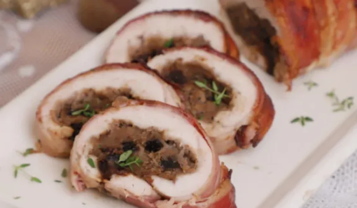 Morčacinka plnená gaštanovou plnkou, zabalená v slanine