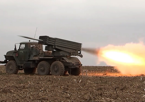 Rusko v noci masívne zaútočilo na Kyjev a Ľvov. Použilo aj Orešnik.