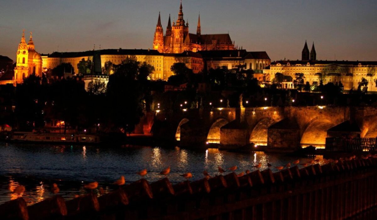 Nepríjemné zrkadlo pre Európu: naši susedia patria medzi najmenej priateľské národy sveta.