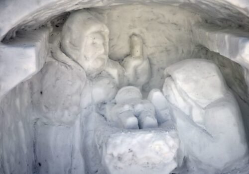 Betlehem zo snehu pri Rainerovej chate vo Vysokých Tatrách bude, ale opäť bez strechy