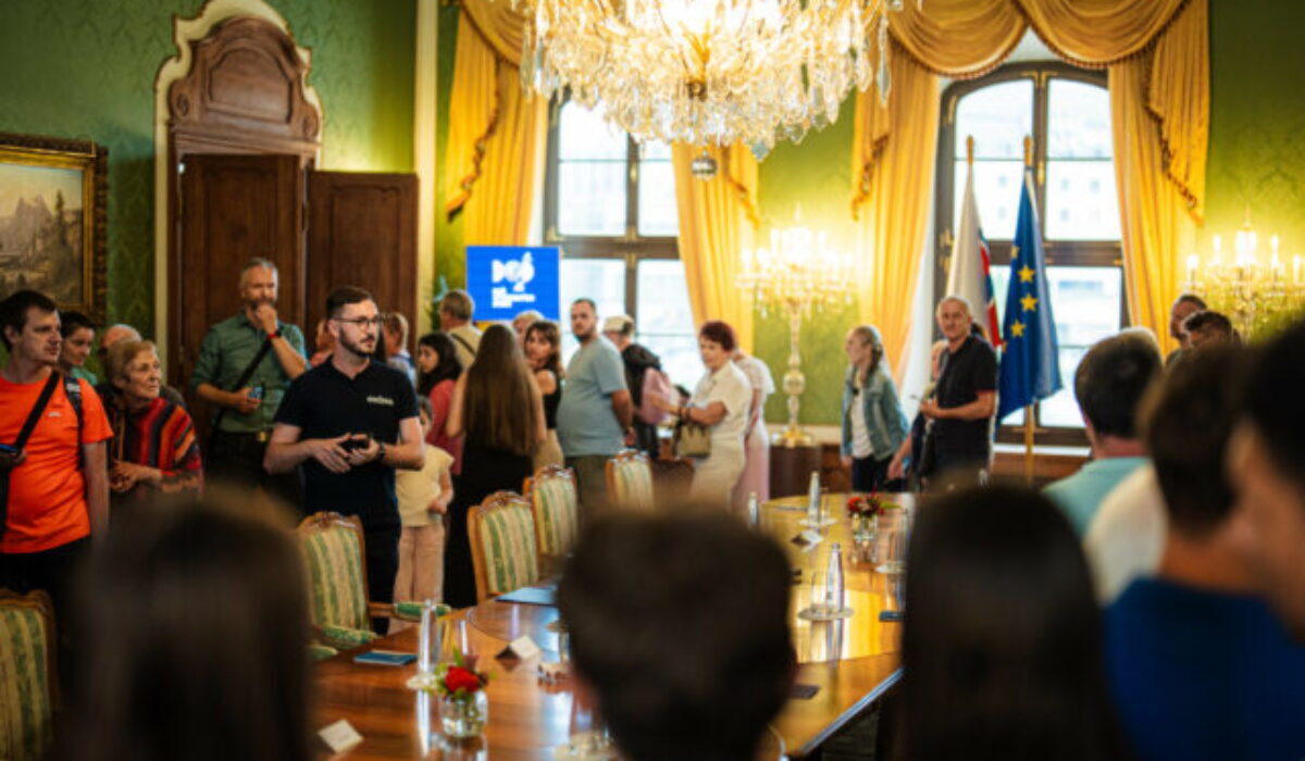 Prezidentský palác v roku 2025 otvoril svoje brány pre takmer 12-tisíc návštevníkov z domova i zahraničia