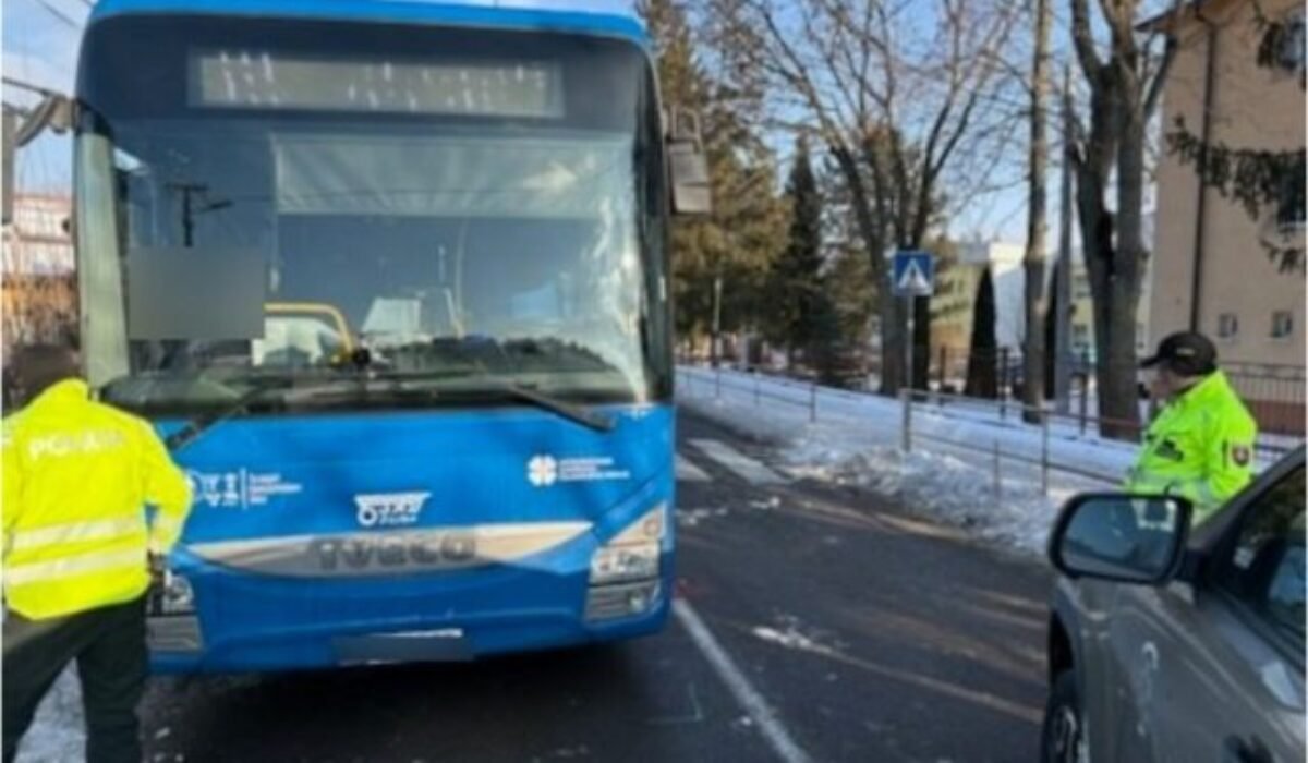 32011_titulka-martin-640x420.jpg Autobus v martinskom okrese zrazil dieťa na priechode pre chodcov, cestujúci neutrpeli zranenia