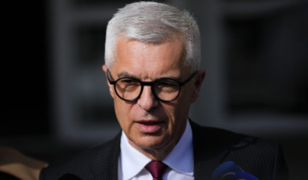 Slovensko stojí na tej nesprávnej strane a páli najdôležitejšie mosty k spojencom, tvrdí exminister Korčok