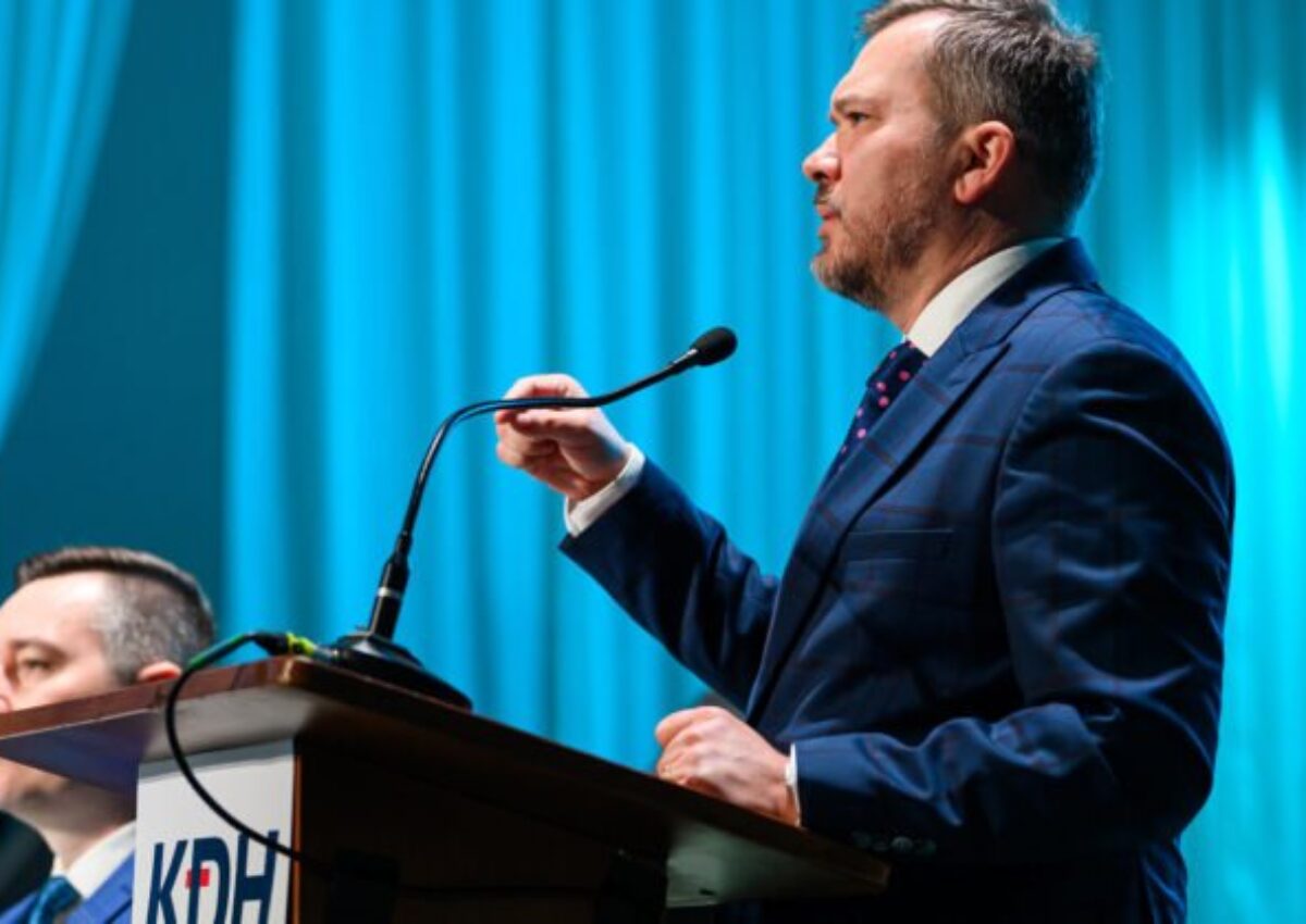 KDH vyzýva vládu na zvolanie bezpečnostnej rady, situácia na Blízkom východe si vyžaduje plán evakuácie