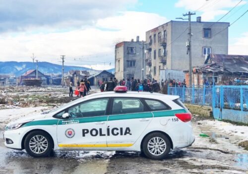Polícia v prípade tragickej nehody v Sačurove vedie trestné stíhanie pre usmrtenie