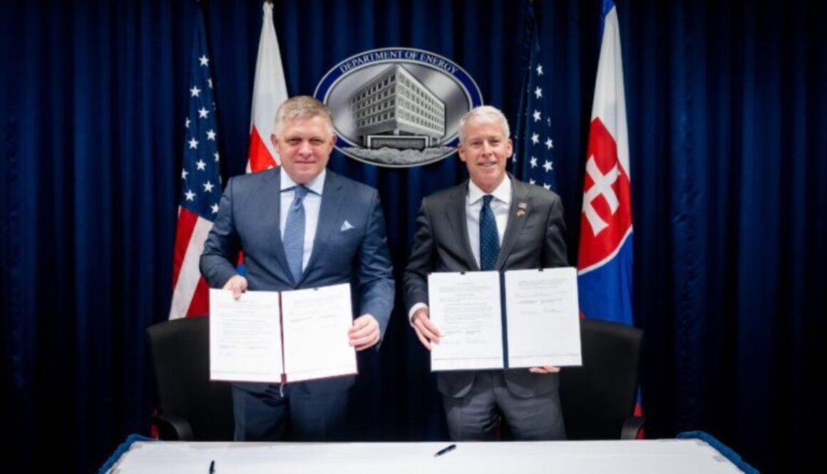 Slovensko a USA podpísali dohodu o jadrovej energetike: Zníži sa závislosť od ruských reaktorov