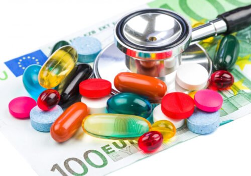 Seniori, ŤZP a rodičia detí s chronickými ochoreniami sa obávajú vyšších doplatkov na lieky