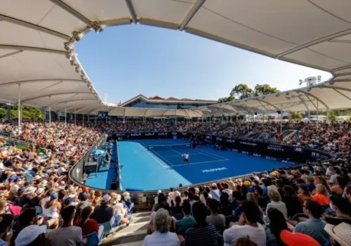 Štartuje Australian Open 2026 v Melbourne: Na kurty sa vracajú hviezdy ako Alcaraz či Djokovic