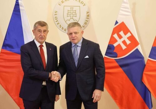 Babiš s Ficom ohlásili návrat spoločných rokovaní vlád