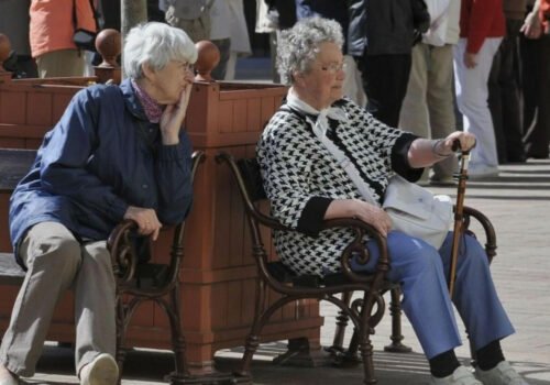 Dôchodkový vek je jasný len pre časť ročníkov. Pre mladších ho určí dĺžka života