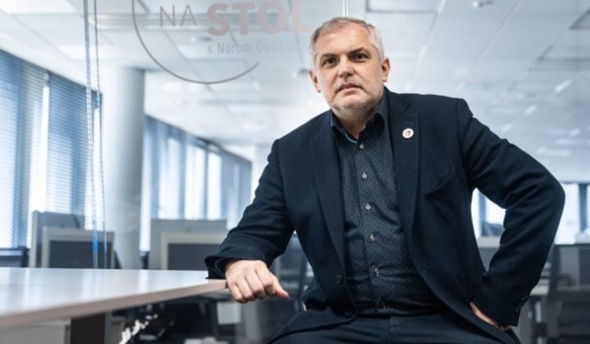 Roman Michelko (SNS): Trumpova zahraničná politika ohrozuje medzinárodné právo aj stabilitu svet