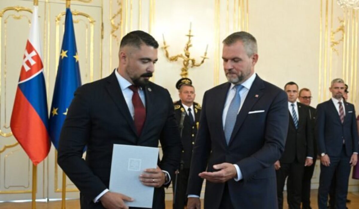 Opozícia kritizuje Pellegriniho rozhodnutie ohľadom sankcie pre Pavla Gašpara, hovorí o výsmechu verejnosti – VIDEO