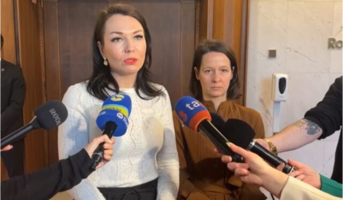 Progresívci podali trestné oznámenie v súvislosti s prepojeniami Epsteina na Slovensko, Demokrati žiadajú zvolanie Bezpečnostnej rady – VIDEO