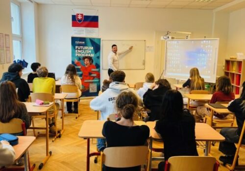 Študenti stredných škôl sa vžijú do úloh europoslancov, komisárov a zástupcov členských štátov