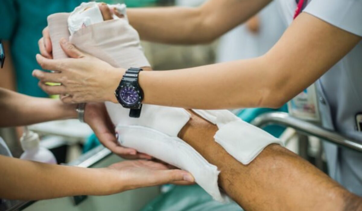 Rodičia chceli zarobiť na chorom bábätku aj zlomenina za 1,2 milióna. Poistní podvodníci vymýšľajú naozaj neuveriteľné príbehy