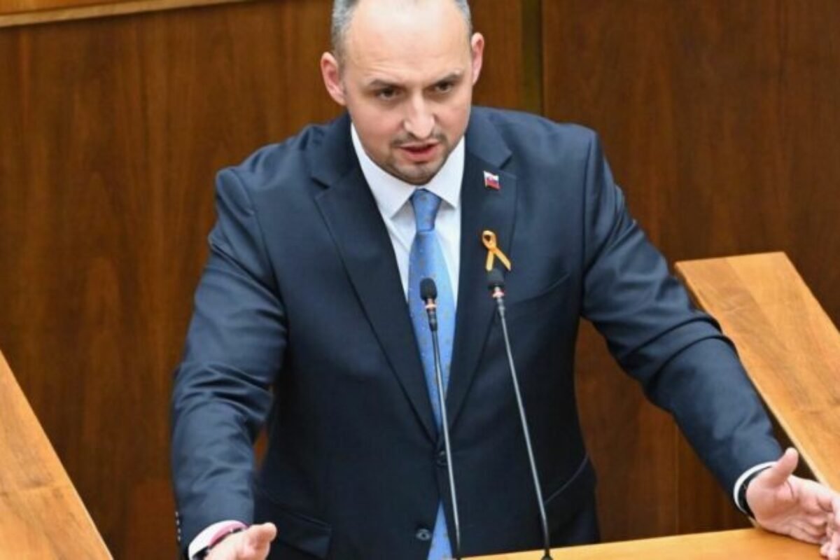 František Majerský: Štát pri e-cigaretách uprednostňuje peniaze pred zdravím detí – ROZHOVOR