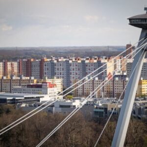 Petržalka chystá na valentínsku sobotu sprievod Krampusákov, diskotéku na ľade aj program pre deti – VIDEO, FOTO