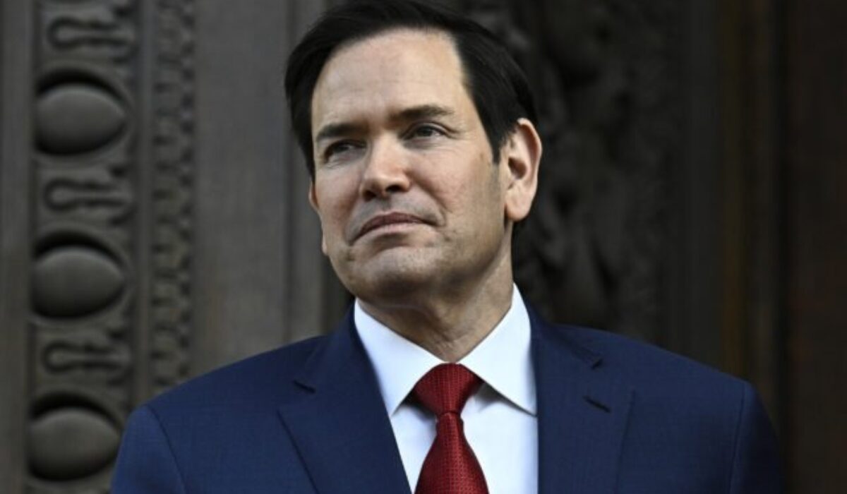 Fico prijme šéfa diplomacie USA, hlavnou témou rozhovorov s Rubiom budú obrana a energetika