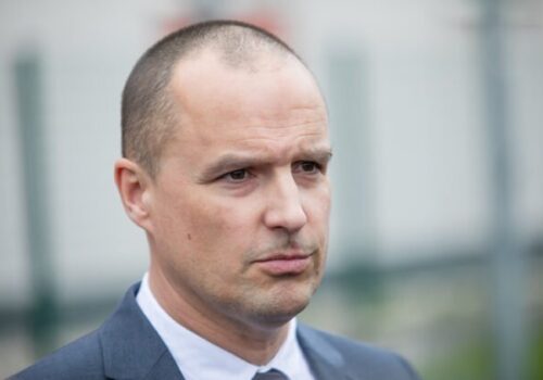 Proces s Ficovým poradcom Lindtnerom bude pokračovať v apríli, hlavný svedok ešte nevypovedal