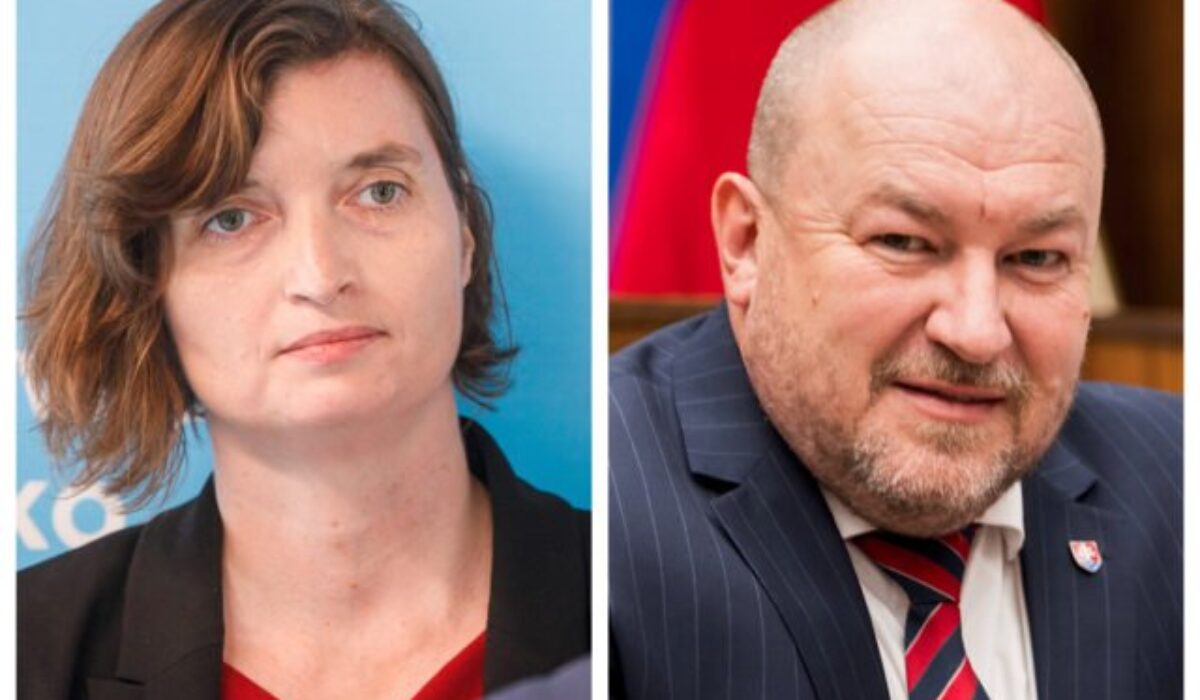 Minister Huliak sa musí ospravedlniť poslankyni Plavákovej za úražlivé výroky, rozhodol súd