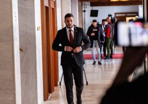 KDH vyzýva Glücka, aby zvolal rokovanie brannobezpečnostného výboru k stavu polície a KÚFS
