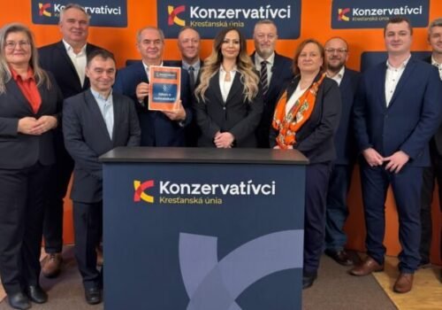 Kresťanská únia zmenila názov svojej strany – VIDEO