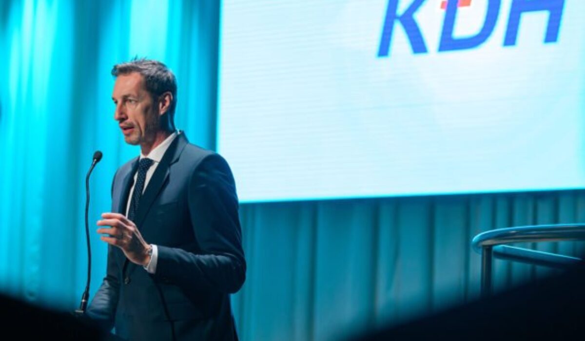 Európska komisia chce umožniť dobrovoľné zapojenie sa do financovania „potratovej turistiky“. KDH s návrhom nesúhlasí