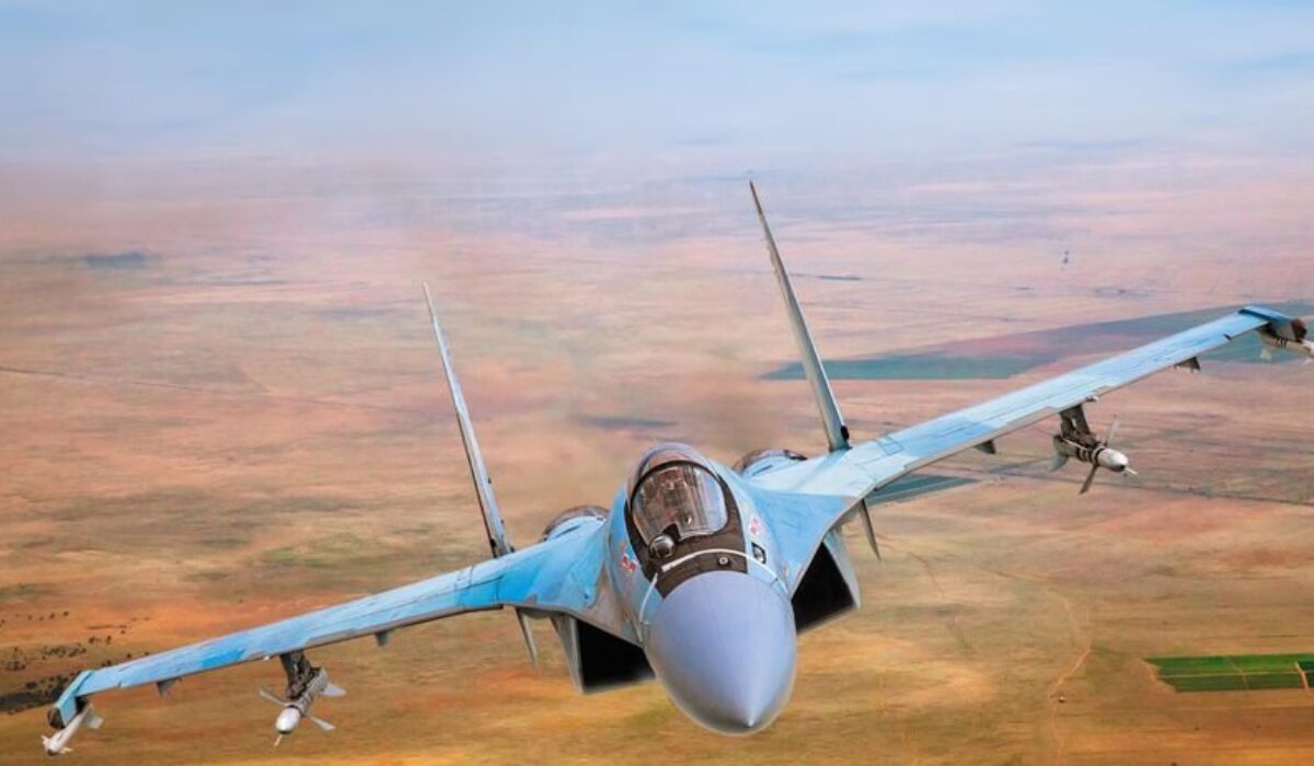 Ruský Suchoj nad Pobaltím: NATO zachytilo stíhačku s nezvyčajnou výzbrojou