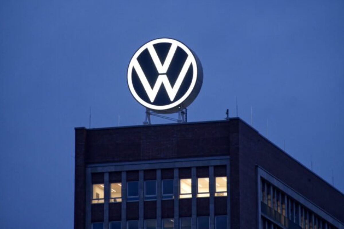 Volkswagen zruší 50-tisíc pracovných miest pre pokles zisku