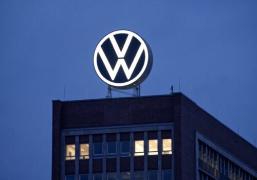 Volkswagen zruší 50-tisíc pracovných miest pre pokles zisku