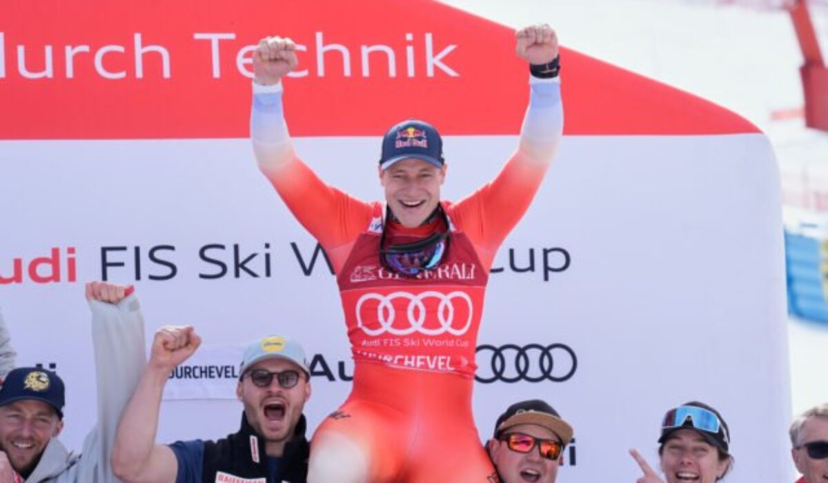 Marco Odermatt získal titul v super-G po zrušení pretekov v Courcheveli