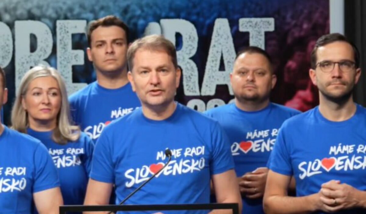 Opozičné hnutie Slovensko chce zaviesť elektronické hlasovanie po vzore Estónska, názory sympatizantov zisťuje v ankete „Prevrat 2027″ – VIDEO