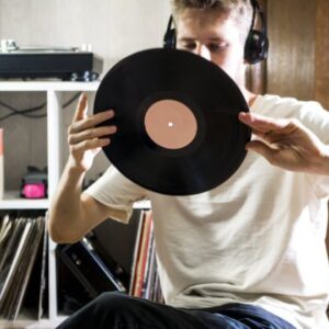 Globálny hudobný priemysel mal vlani tržby zhruba 32 miliárd dolárov. Hlavne vďaka streamingu