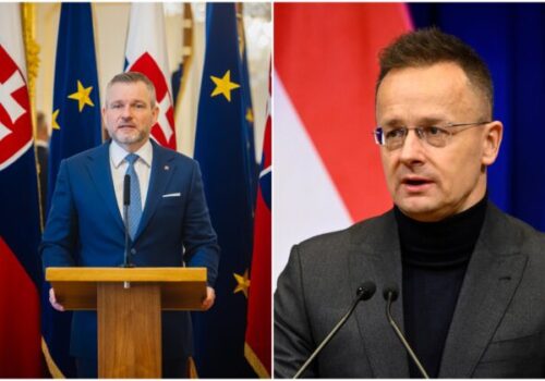 Szijjártó a Pellegrini čelia obvineniam, opoziční predstavitelia kritizujú zásahy do volieb v roku 2020 – VIDEO