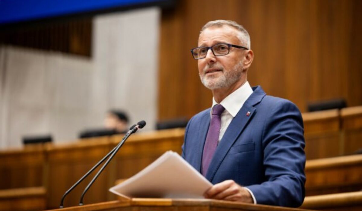 Raši informoval o predložení návrhu na predĺženie funkčného obdobia predstaviteľov samospráv, hovorí o zásadnej zmene – VIDEO