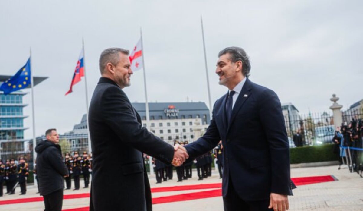 Pellegrini privítal v Bratislave gruzínskeho prezidenta, Korčok hovorí o nebezpečnom signáli pre EÚ – FOTO, VIDEO