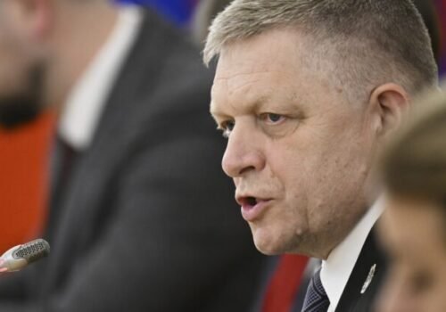 Fico pôjde do Moskvy na oslavy Dňa víťazstva, uvažuje aj nad ústavnou ochranou mieru
