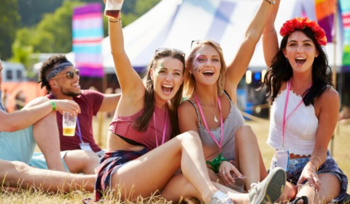 Desať sekúnd, ktoré zmenia vaše leto: vymeňte dioptrické okuliare za slnečné