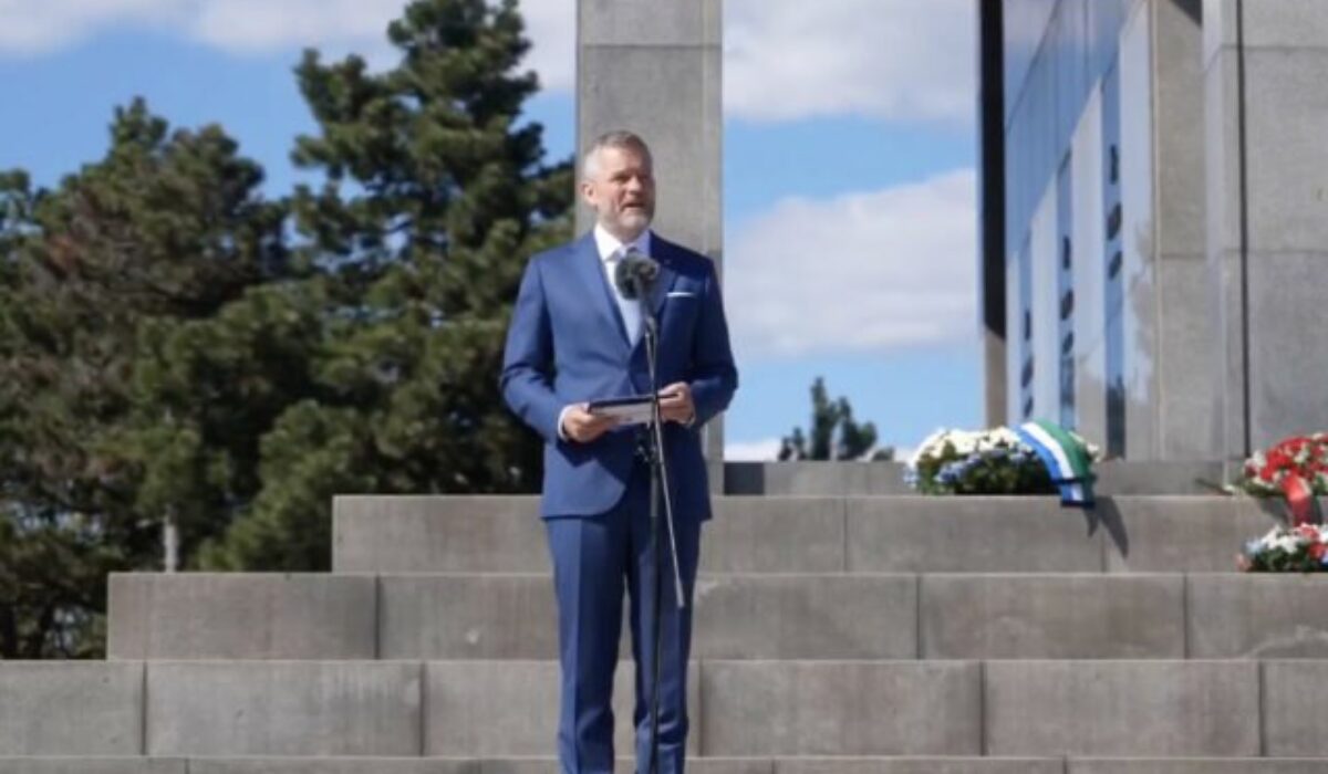 Pellegrini na Slavíne varoval pred nenávisťou, pripomenul cenu víťazstva nad fašizmom – VIDEO
